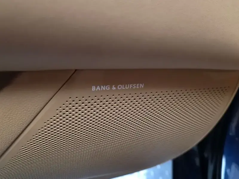 2023 Genesis G90 с пробегом 59 453 км
