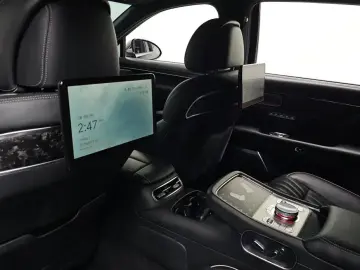 2023 Genesis G90 с пробегом 98 372 км