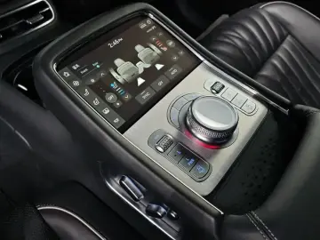 2023 Genesis G90 с пробегом 98 372 км