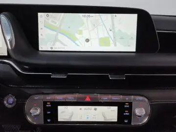 2023 Genesis G90 с пробегом 83 535 км