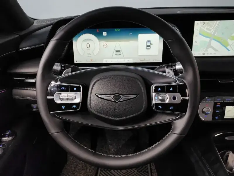 2023 Genesis G90 с пробегом 83 535 км
