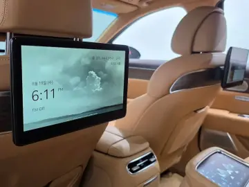 2023 Genesis G90 с пробегом 30 227 км