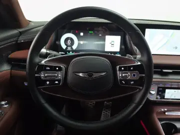 2023 Genesis G90 с пробегом 28 268 км