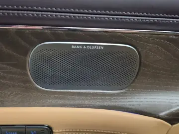 2023 Genesis G90 с пробегом 30 227 км