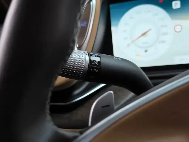 2023 Genesis G90 с пробегом 30 227 км