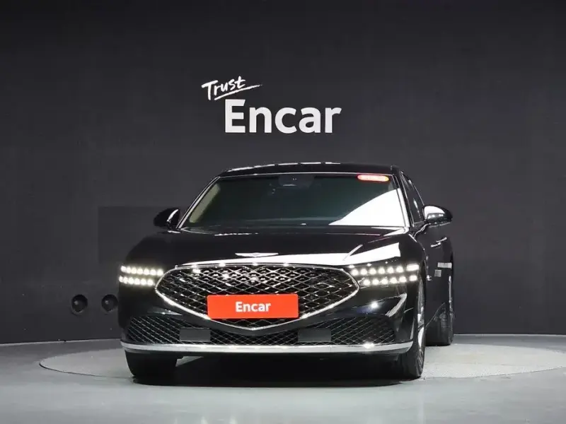 2023 Genesis G90 с пробегом 38 853 км