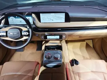 2023 Genesis G90 с пробегом 38 853 км