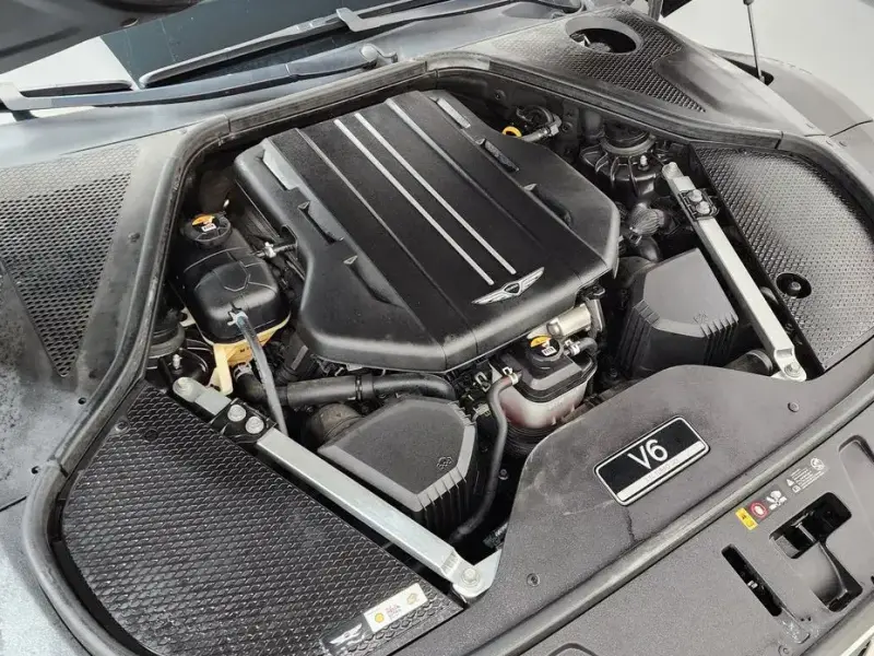 2023 Genesis G90 с пробегом 81 035 км