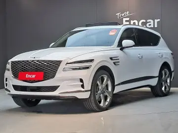 2023 Genesis GV80 с пробегом 28 792 км