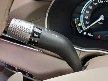 2023 Genesis GV80 с пробегом 28 792 км