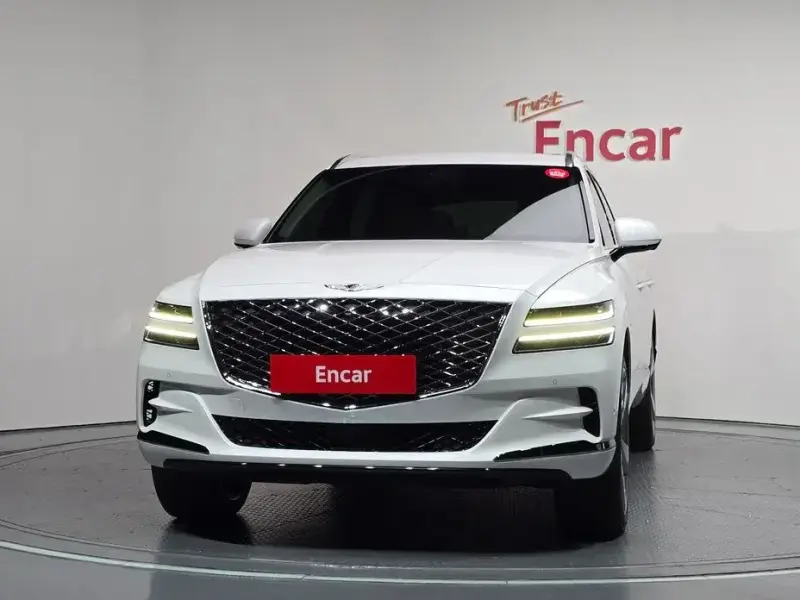 2023 Genesis GV80 с пробегом 33 032 км
