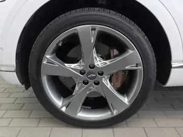 2023 Genesis GV80 с пробегом 33 032 км