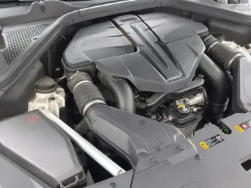 2023 Genesis GV80 с пробегом 33 032 км