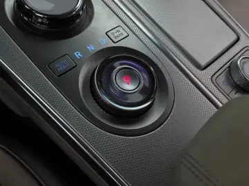 2023 Genesis GV80 с пробегом 33 032 км