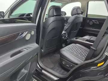 2023 Genesis GV80 с пробегом 94 353 км