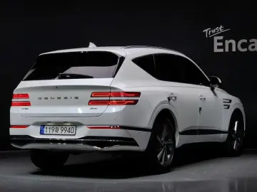 2023 Genesis GV80 с пробегом 39 450 км