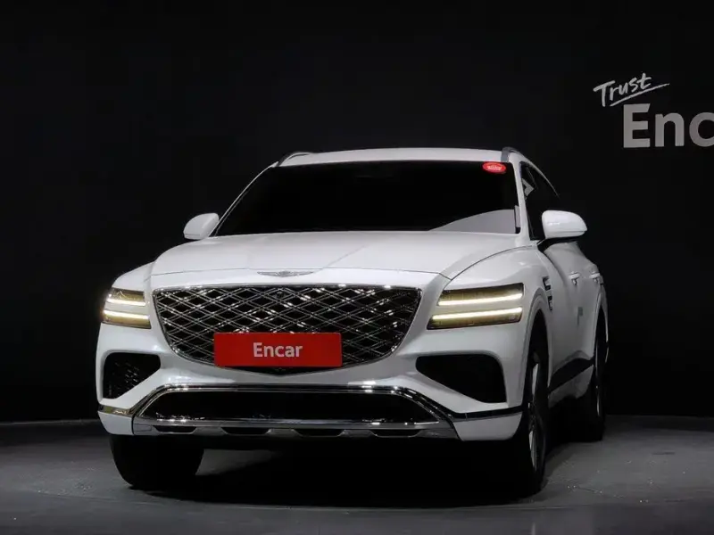 2023 Genesis GV80 с пробегом 39 450 км