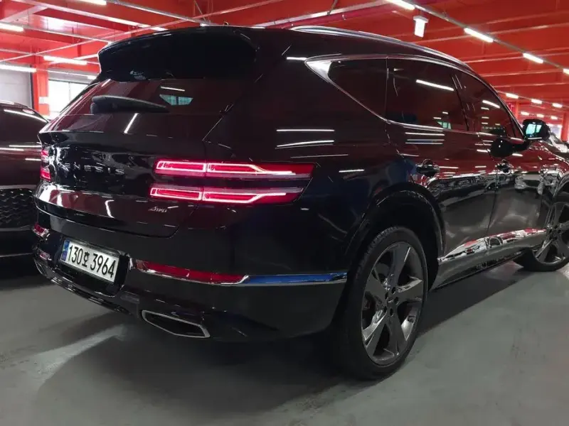 2023 Genesis GV80 с пробегом 26 171 км