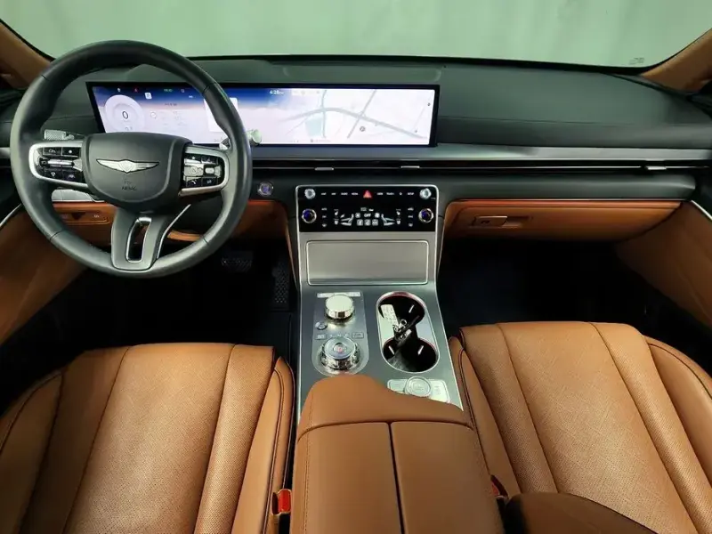 2023 Genesis GV80 с пробегом 39 450 км