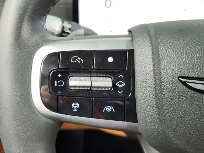 2023 Genesis GV80 с пробегом 39 450 км