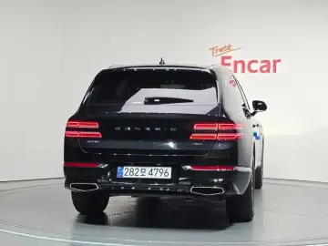 2023 Genesis GV80 с пробегом 48 547 км