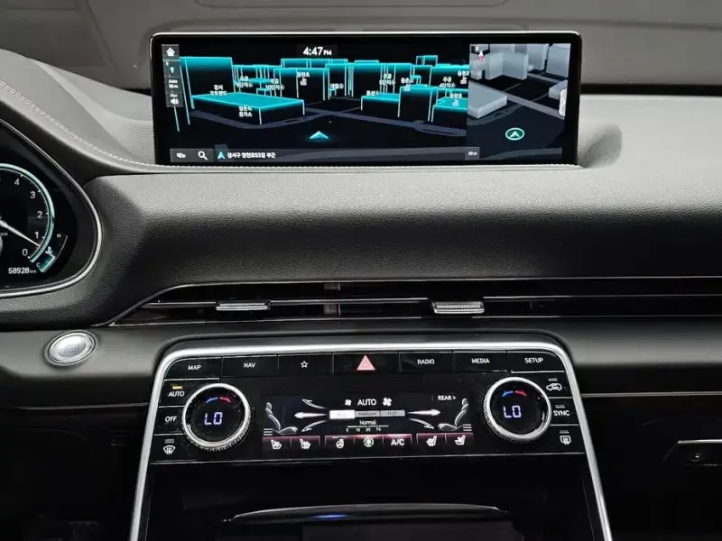 2023 Genesis GV80 с пробегом 58 928 км