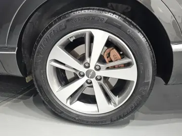 2023 Genesis GV80 с пробегом 58 928 км