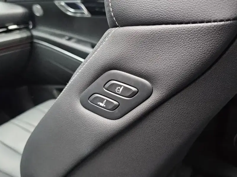 2023 Genesis GV80 с пробегом 58 928 км