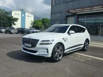 2023 Genesis GV80 с пробегом 24 604 км