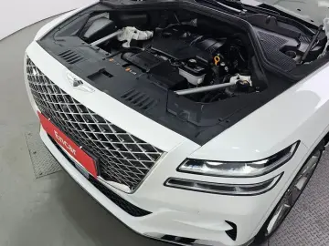 2023 Genesis GV80 с пробегом 63 981 км