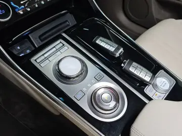 2023 Genesis GV80 с пробегом 63 981 км