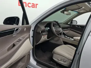 2023 Genesis GV80 с пробегом 63 981 км