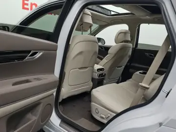 2023 Genesis GV80 с пробегом 63 981 км