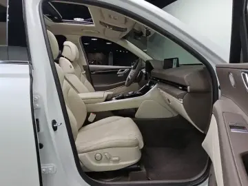 2023 Genesis GV80 с пробегом 63 981 км