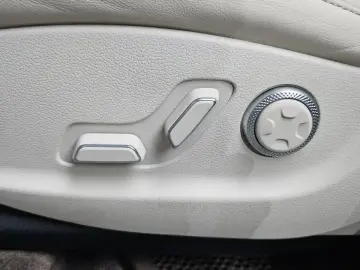 2023 Genesis GV80 с пробегом 63 981 км