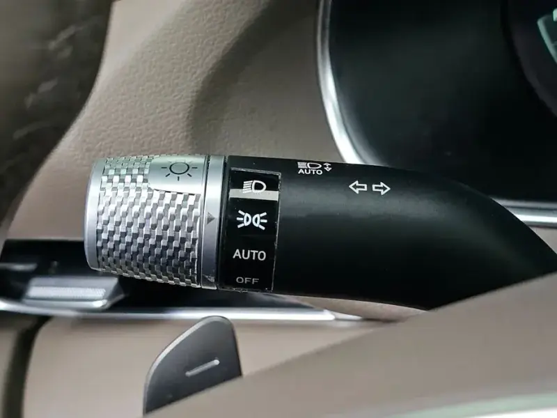 2023 Genesis GV80 с пробегом 63 981 км