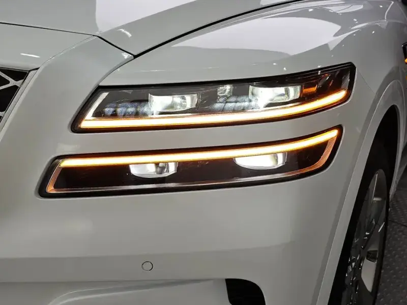 2023 Genesis GV80 с пробегом 63 981 км
