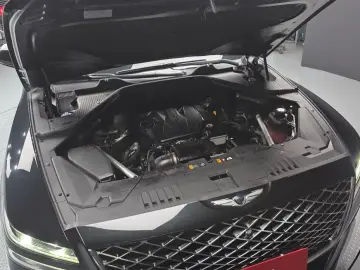 2023 Genesis GV80 с пробегом 45 791 км