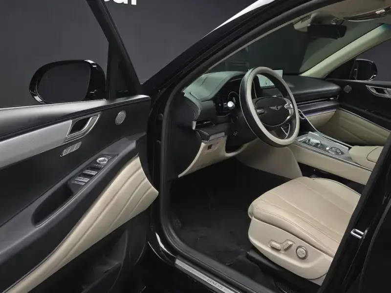 2023 Genesis GV80 с пробегом 45 791 км