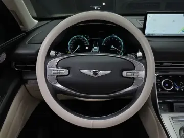 2023 Genesis GV80 с пробегом 45 791 км