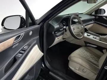 2023 Genesis GV80 с пробегом 56 414 км