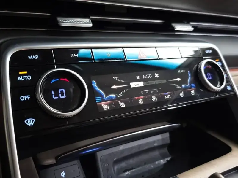 2023 Genesis GV80 с пробегом 56 414 км