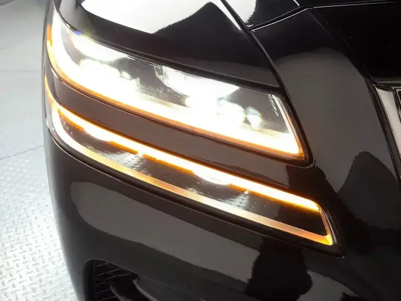 2023 Genesis GV80 с пробегом 56 414 км