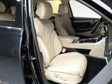 2023 Genesis GV80 с пробегом 56 414 км