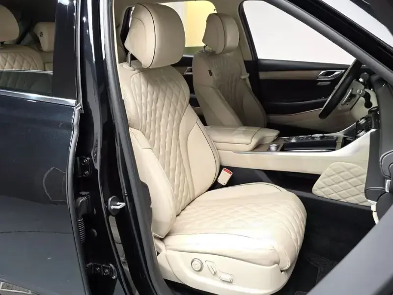 2023 Genesis GV80 с пробегом 56 414 км
