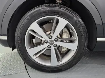 2023 Genesis GV80 с пробегом 28 178 км