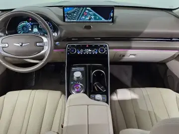 2023 Genesis GV80 с пробегом 28 178 км