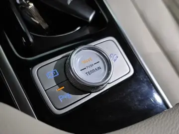 2023 Genesis GV80 с пробегом 28 178 км