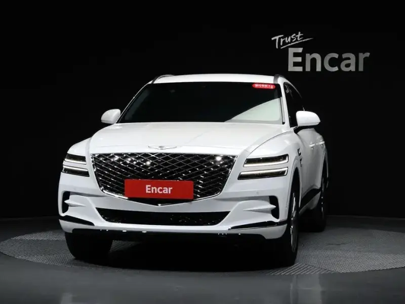 2023 Genesis GV80 с пробегом 20 037 км
