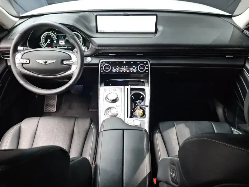 2023 Genesis GV80 с пробегом 20 037 км